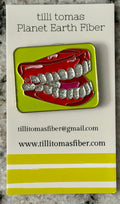 Chompy Teeth Needleminder