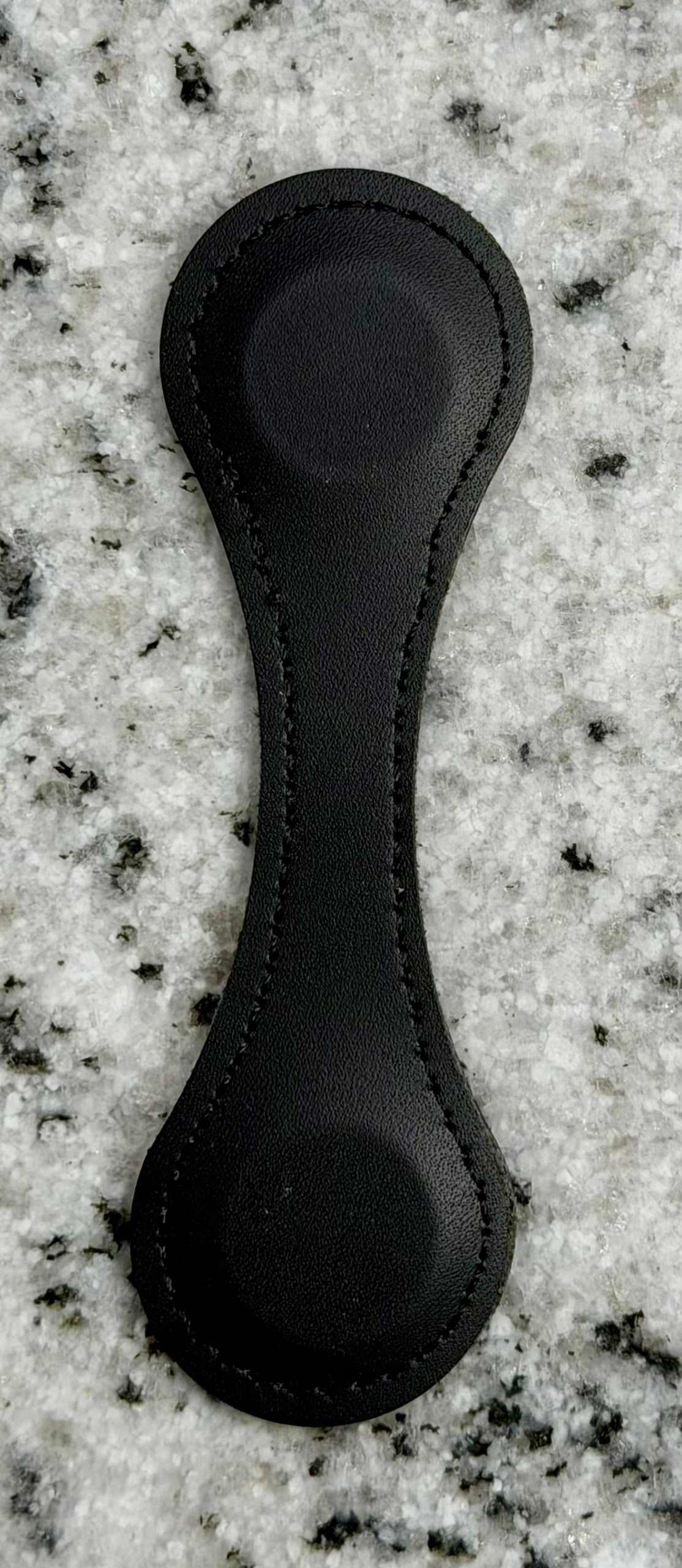 Leather Fold Over Magnetic Needleminder