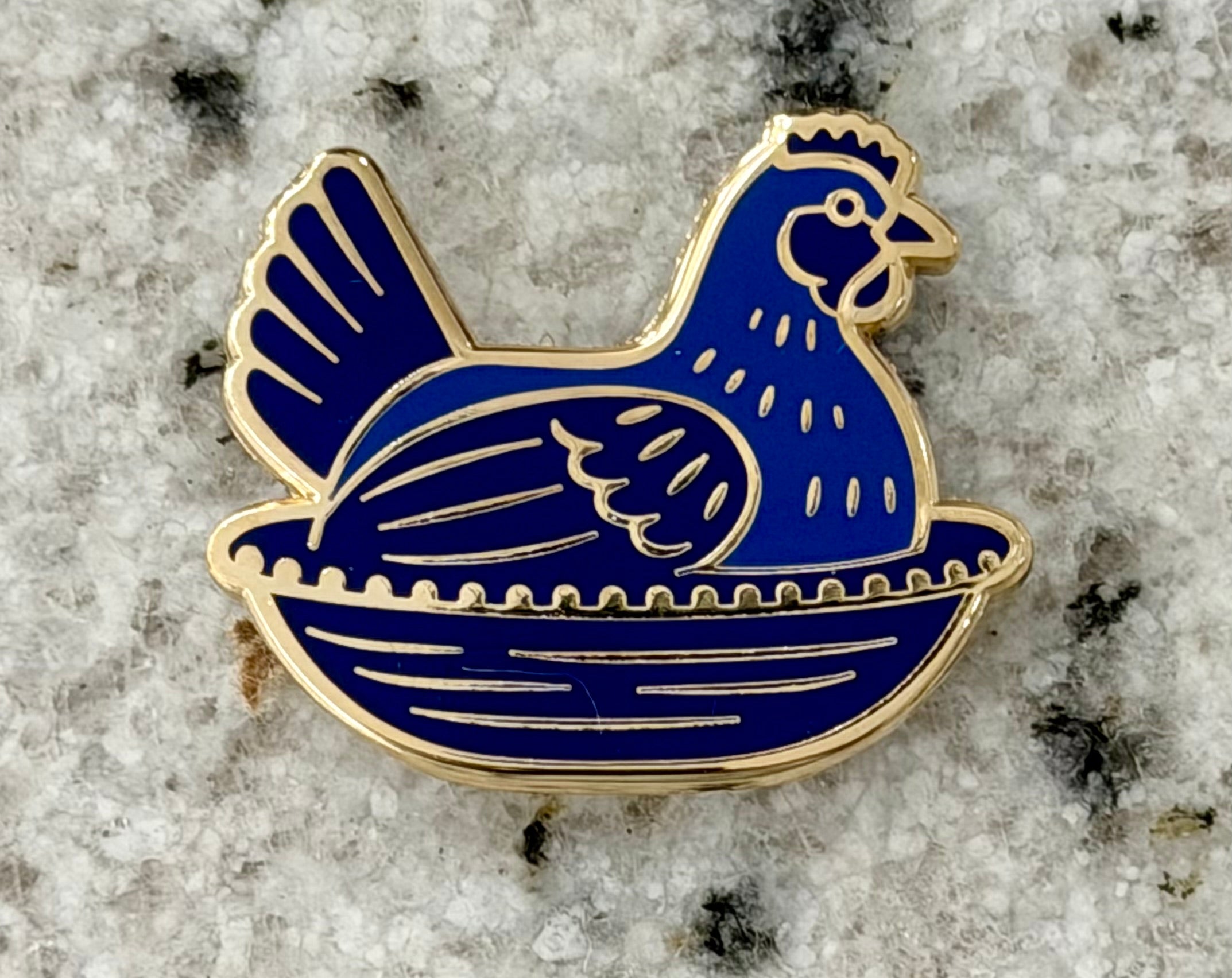 Hen on Nest Dish Needleminder